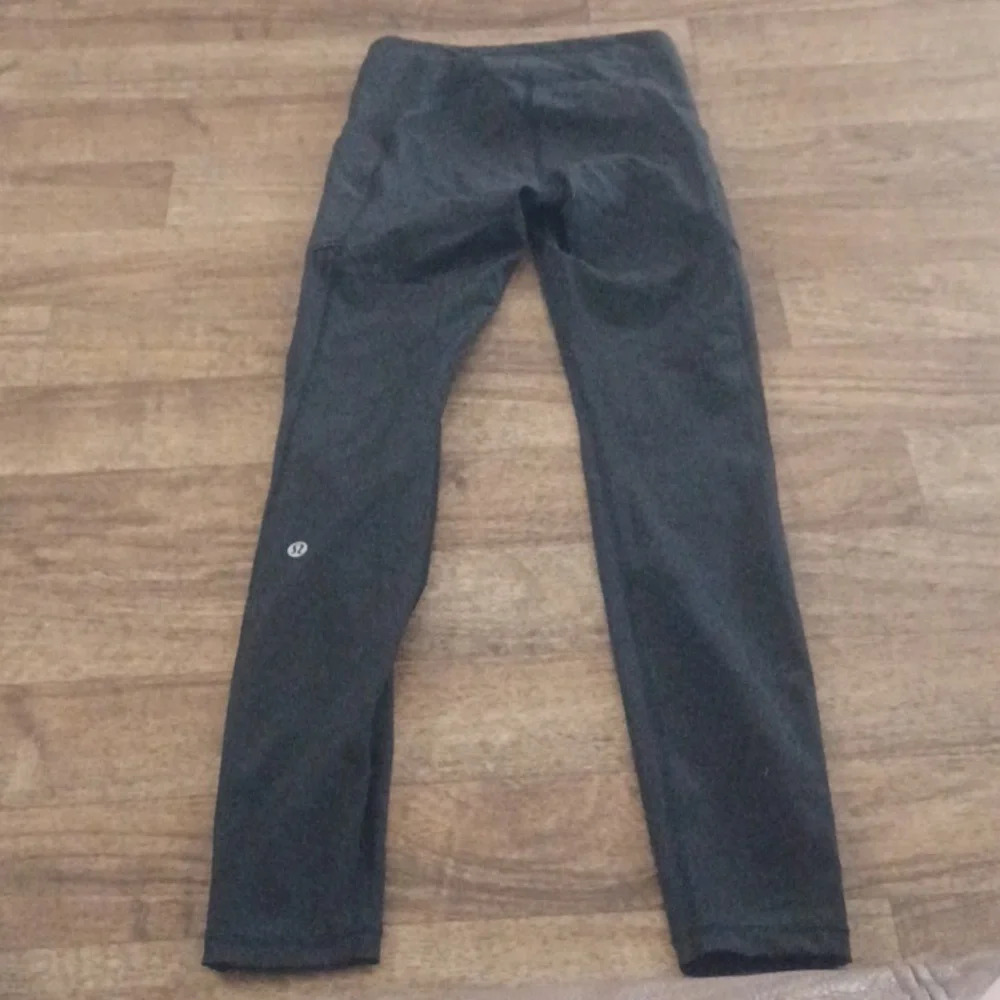 Lululemon Black Leggings Size 2_5
